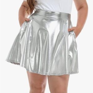 Silver skater skirt, XXL from Amazon.